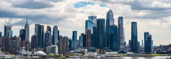 美国纽约市 2023年5月5日 纽约市中心摩天大楼的全景 — 图库照片