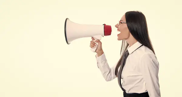 Woman Advertising Loudspeaker Isolated White Advertisement Woman Advertising Loudspeaker Studio — стоковое фото