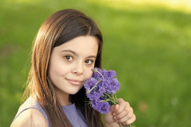 face of cheerful teenager girl. teen girl outdoor. pretty girl in summertime.