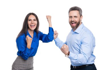 İş başarısı kutlaması ve eğlence. Başarılı bir iş anlaşmasından sonra şirket partisi. Başarılı iş adamları beyazlarla yapılan anlaşmayı kutluyor. İş adamları eğleniyor. İyi takım çalışması..