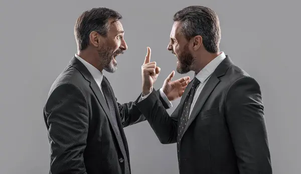 Arguing Businessmen Shouting Photo Businessmen Arguing Anger Two Arguing Businessmen — Stock Photo, Image