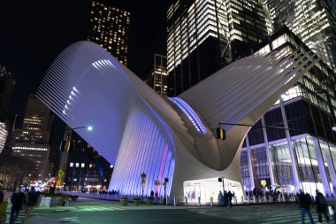 New York City, ABD - 26 Kasım 2023: Dünya Ticaret Merkezi ya da Oculus Modern Mimari Binası. Manhattan new york