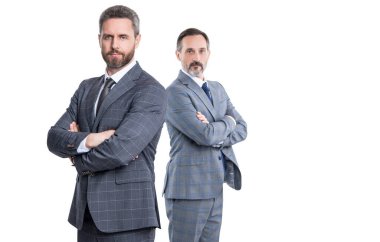 İş arkadaşım beyazları soyutladı. İki işadamı birlikte çalışırlar. Başarılı iş adamı meslektaşım. Meslektaşlar arasındaki iş ilişkileri. Takım elbiseli iş adamı. reklam.