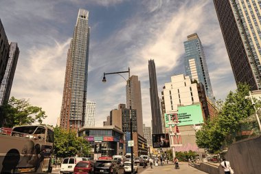 New York City, ABD - 12 Mayıs 2023 Brooklyn şehir merkezi Apartman Binası.