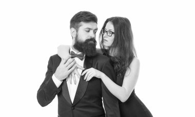 Aşk dolu iki kalp. Zarif bir resmi moda. Seksi kadın ve smokin adam. Birbirine aşık çiftler. İş ortaklığı. Aşk ve romantizm. Resmi çift özel bir kutlama yapıyor. Sevgililer Günü konsepti.