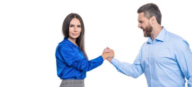 Bilek güreşinde yarışan iki iş adamı beyaza izole edilmiş. Ofiste karşılaşma. İş rakipleri bilek güreşi yapıyor. Liderlik için rekabet. İş rekabeti. Boşluğu kopyala.