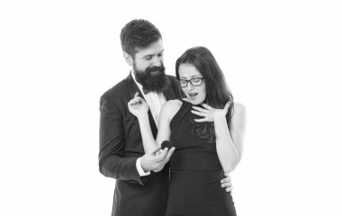 Güzel bir çiftin randevusu. Evlilik teklifi. Özel bir kutlama. Nişan olayı. Resmi çift beyazda izole edilmiş. İş anlaşmaları. Düğün. Birbirine aşık çiftler. Evlenme teklif eden adam..