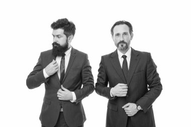 İş adamları konsepti. Sakallı adamlar resmi takım elbise giyer. İyi eğitimli iş adamları. Ortaklık ve takım çalışması. Erkekler başarılı girişimciler beyaz arka plan. İş ortağımızla tanış. İş ekibi.