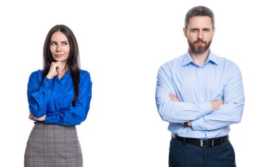 İş projesinde çalışan iş adamları. Yeni bir iş projesinde işbirliği yapıyorum. Beyazlar üzerinde izole iş adamları. Ofiste toplantı yaparken iş adamları birlikte. ofis arkadaşı.