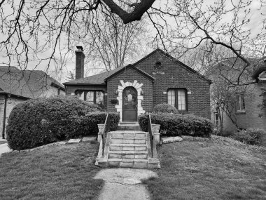 Modern yazlık ev. Mimarlık konsepti. Mahalledeki bir mülk. Açık alanda bir apartman. mimari tasarım. İkamet mimarisi. Banliyö ev mimarisi. tuğla konak.