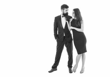 Biz güçlüyüz. Sevgililer Günü. Sakallı adam smokin ve kız gözlükleri. Birbirine aşık çiftler. Nişan. Zarif bir çift resmi etkinliği. Aşk ve romantizm. Özel bir gün. evli erkek ve kadın.