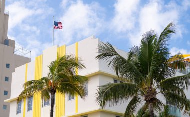 Mimari bölge Art Deco. Miami sahilinin modern binası. Okyanus yolculuğu. Ocean Drive 'daki Miami Plajı. Art Deco mimarisi. Mimari bina. Art deco. Amerika Birleşik Devletleri.