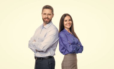 Ofiste toplantı yaparken iş adamları birlikte. İş projesinde çalışan iş adamları. Yeni bir iş projesinde işbirliği yapıyorum. Beyazlar üzerinde izole iş adamları. ortaklık başarılı.
