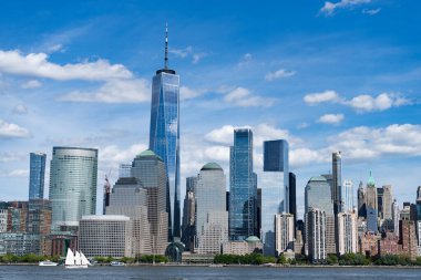 New York şehir mimarisi. New York şehri metropolü. ABD 'de New York' ta. New York sokaklarında. Aşağı Manhattan silueti. New Jersey 'den New York. Manhattan şehir merkezi..