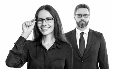 Lider, liderliği temsil ediyor. Başarılı iş adamları. İşletme lideri beyazları soyutladı. Ofiste iki meslektaşım var. İş arkadaşı olan iş adamları. iş liderliği ve başarı.