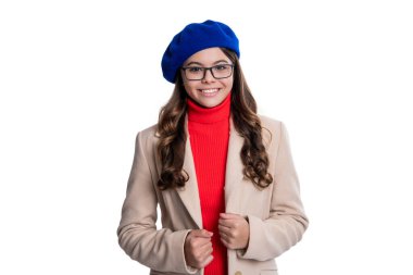 Genç kız gözlüklü bak. Sonbahar moda tarzı. Gözlüklü şık bir genç kız. Sonbahar trendi. Beyazlar içinde izole edilmiş öğrenciler için göz giysisi. Gözlüklü şık. Sonbahar için moda tarzı. Görüş berraklığı.