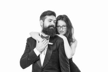 Samimi duygular. İş toplantısı ve ortaklık. Aşk ve romantizm. Nişan etkinliği için resmi çiftler hazırlanıyor. Zarif bir kadın. Erkek smokin modası. Seksi bayan sakallı adamı kucaklıyor. Birbirine aşık çiftler.