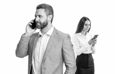 İş iletişimi. Erkek ve kadın iş konuşuyorlar. Patron ve çalışan iletişimi kullanıyor. İş telefonu sistemi. İş kadını ve iş kadını beyazlar içinde izole edilmiş. Başarılı iş ortağı.