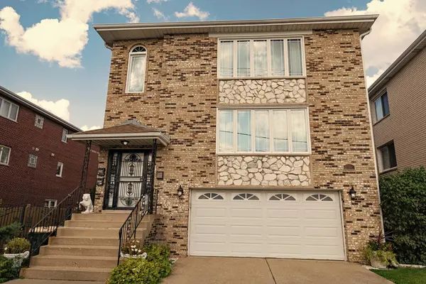 Mimarlık konsepti. Banliyödeki evim. İkametgah. Mahalledeki banliyö evi. Özel konut mimarisi konutu. Banliyö ev mimarisi. Konforlu bir banliyö evi. Özel hayat.