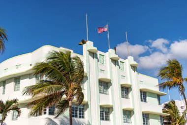 Art Deco. Miami sahilinin modern binası. Okyanus yolculuğu. Ocean Drive 'daki Miami South Beach. Art Deco mimarisi. Mimari bina. Art deco mimari bölgesi.