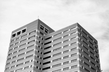 Modern ofis binasının mimarisi. Perspektif şehir gökdeleni. Modern gökdelen binası. Metropolis 'teki mimari bina. Gökdelen perspektif görüntüsü. Şehir mimarisi. Şehir merkezi..