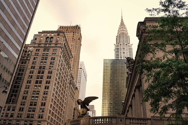Architectural style. City downtown with skyscraper. Architecture. Skyscraper building architecture. Skyscraper in business district. Modern building in city. Business building skyscraper in city.