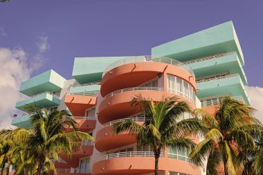 Art Deco mimarisi. Mimari bina. Art deco. Mimari bölge Art Deco. Miami sahilinin modern binası. Okyanus yolculuğu. Ocean Drive Florida 'daki Miami Plajı. Şekil Tasarımı.