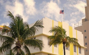 Mimari bölge Art Deco. Miami sahilinin modern binası. Okyanus yolculuğu. Ocean Drive 'daki Miami Plajı. Art Deco mimarisi. Mimari bina. Art deco. Amerika Birleşik Devletleri.