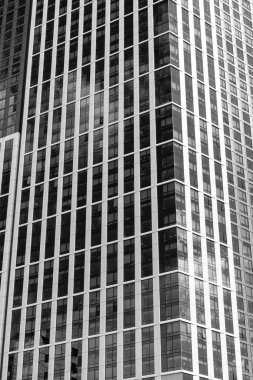 Ön cephe mimarisi. Bina arka planı. Cam bina penceresi. Mimari detay. Mimarinin arka planı. Modern cam arka plan. Cam ön plan. Mimari.