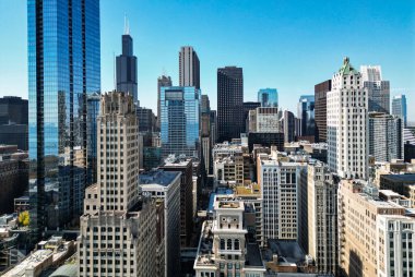 Modern iş şehri manzarası. Business City bölgesiyle şehir manzarası. Chicago şehir manzarası gökyüzü mimarisi. Gökdelen iş alanı. Chicago şehir manzarası. İş bölgesi. Chicago şehir silüeti.