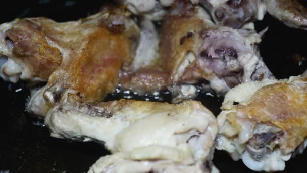 Chicken Wings Einer Pfanne Kochendem Braten Makro — Stockvideo