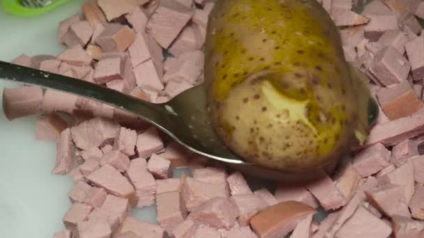 Cook Hand Checks Toothpick Boiled Potato Peel Boiled Sausage Close — Stockvideo