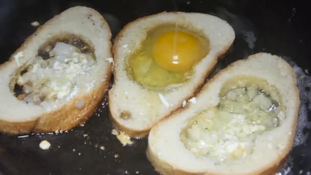 Adding Chicken Egg Fried Bread Pan Making Fried Egg Bread — Stock Video