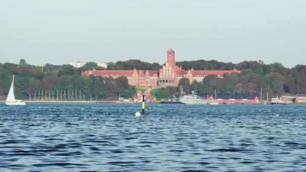 Flensburg Alemania Septiembre 2023 Escuela Naval Mrwik Edificio Histórico Escuela — Vídeo de stock