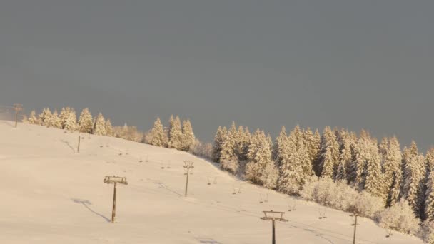 スキー場の上の朝のタイムラプス — ストック動画