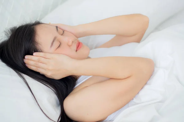 Young Asian Woman Lying Bed Pain Headache Bedroom Home Unhappy — ストック写真