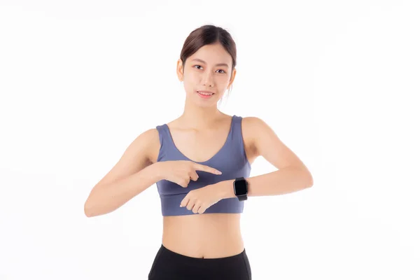 Szczęśliwa Młoda Azjatycka Kobieta Patrząc Wskazując Smartwatch Ćwiczeń Aerobiku Cardio — Zdjęcie stockowe