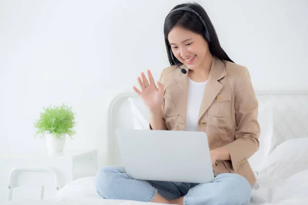 Mujer Asiática Joven Que Usa Computadora Portátil Para Videoconferencia Distancia — Foto de Stock