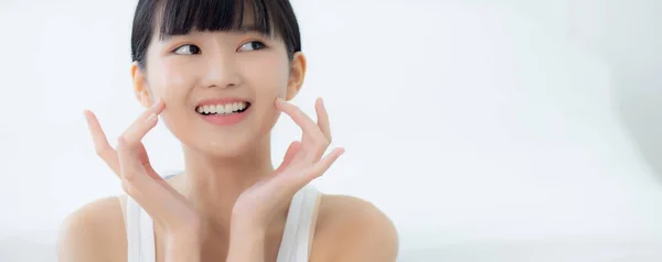 Bonita Jovem Asiático Mulher Maquiagem Cosméticos Menina Mão Toque Bochecha — Fotografia de Stock