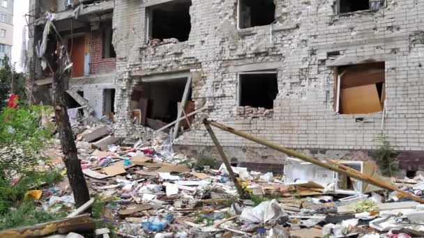 Edificio Residencial Dañado Ciudad Ucraniana Chernihiv Cerca Kiev Norte Ucrania — Vídeo de stock