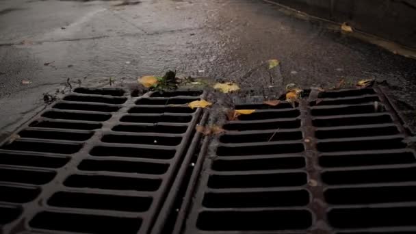 Sistema Drenaje Agua Lluvia Precipitación Lluvia Que Fluye Sistema Alcantarillado — Vídeo de stock