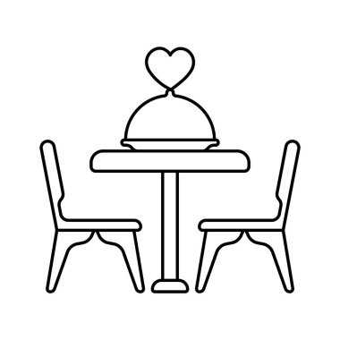 Romantik bir düğün yemeği için hazırlanmış güzel bir masa.