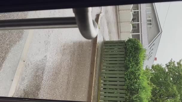 Atmosferische Neerslag Vorm Van Zware Regen Stad Close Verticale Video — Stockvideo