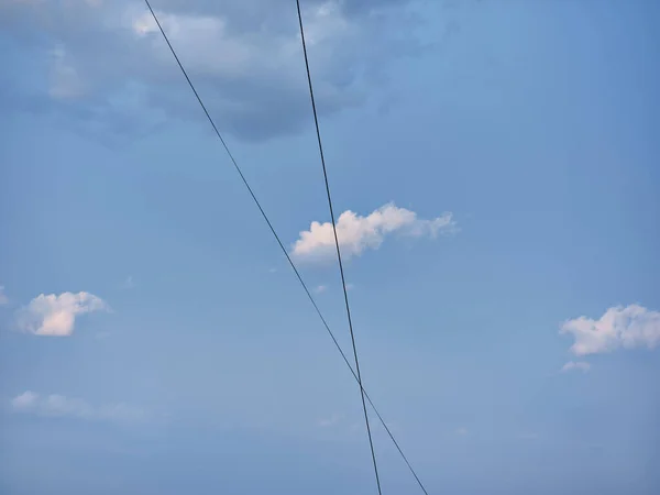 Электрические Провода Фоне Неба — стоковое фото