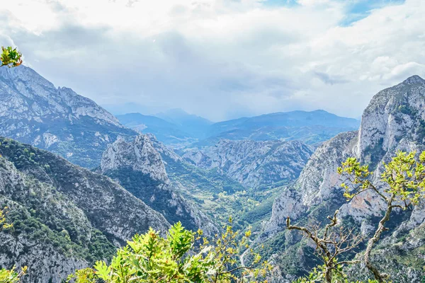 stock image Mythological Path of Mount Hozarco. Cantabria. Spain.