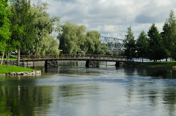 Savonlinna Finlandiya Daki Olavinlinna Şatosu Nun Yakınındaki Çelik Köprü Nün — Stok fotoğraf