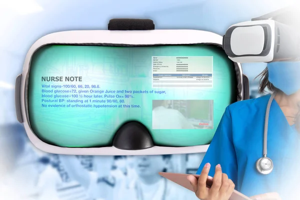 Doctora Que Usa Gafas Realidad Virtual Con Vista Interior Gafas — Foto de Stock