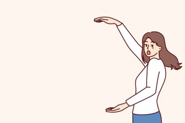 Şok olmuş bir kadın kollarını ardına kadar açıyor ve ekrana bakıyor. Kara Cuma 'da alışveriş için büyük indirimler yapıyor. Günlük kıyafet giyen kız, alışveriş merkezlerinde büyük indirimler olduğunu öğrenince şaşırıyor.