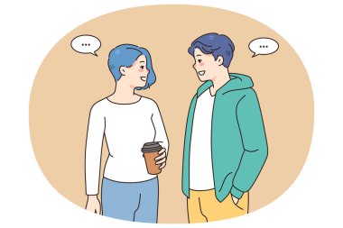 Tarz sahibi genç bir çift, flört etmekten ve gülmekten zevk alır. Moda alt kültüre ait kadın ve erkek sohbetleri birlikte takılıp sohbet ediyorlar. İlişki ve çeşitlilik. Vektör illüstrasyonu.