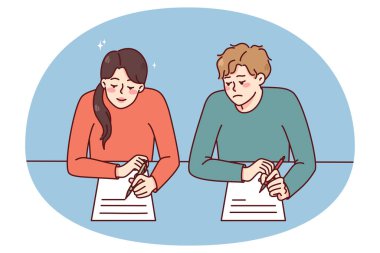 Sınavda kopya çeken çocuk bayan sınıf arkadaşından kopya cevapları aldı. Sınav sırasında sınav kağıtları olan öğrenciler. Düz vektör illüstrasyonu.